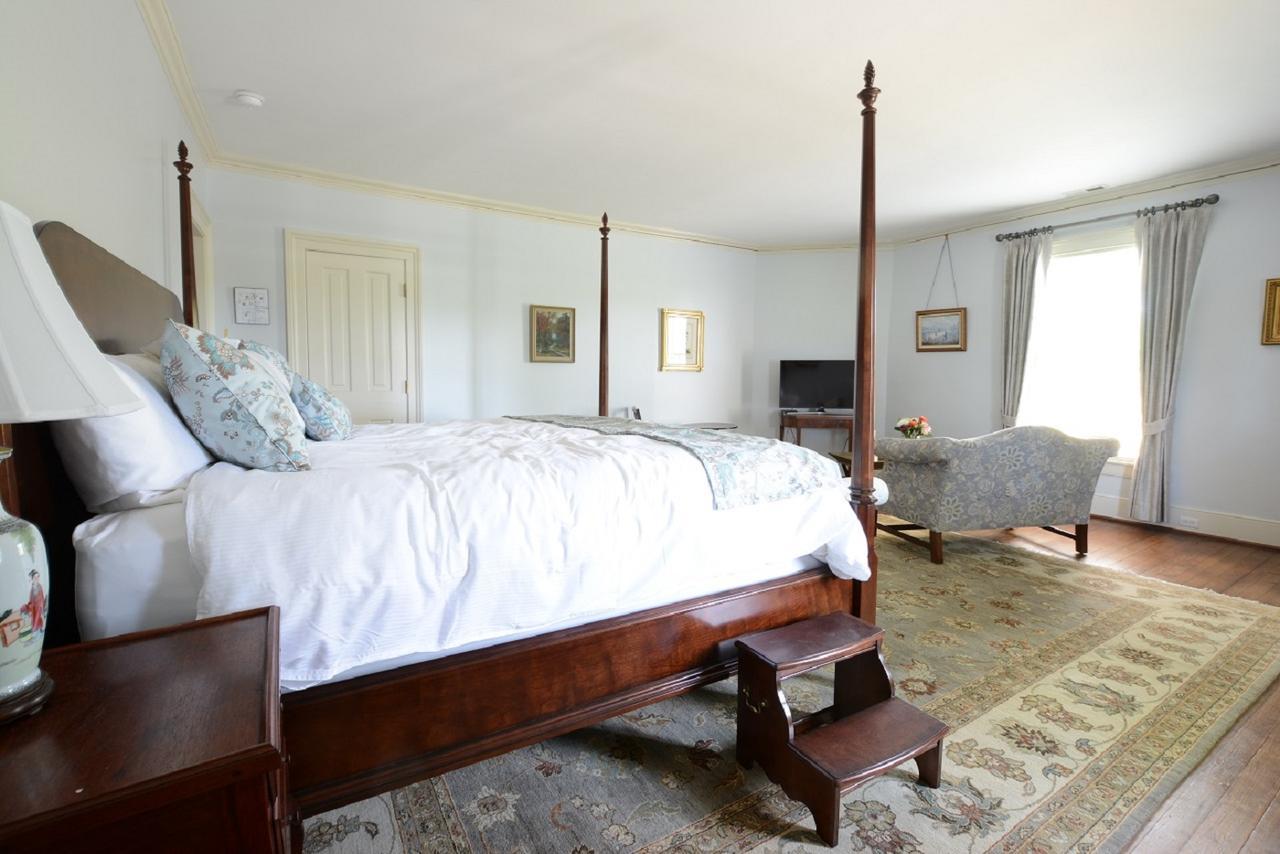 Woodville Bed And Breakfast Esmont Eksteriør billede